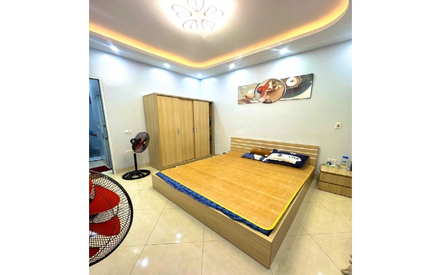 LUÔN! nhà tại ngõ 521 phố Trương Định - Tân Mai quận Hoàng Mai. DT 36M 5T Giá Rẻ nhất KV